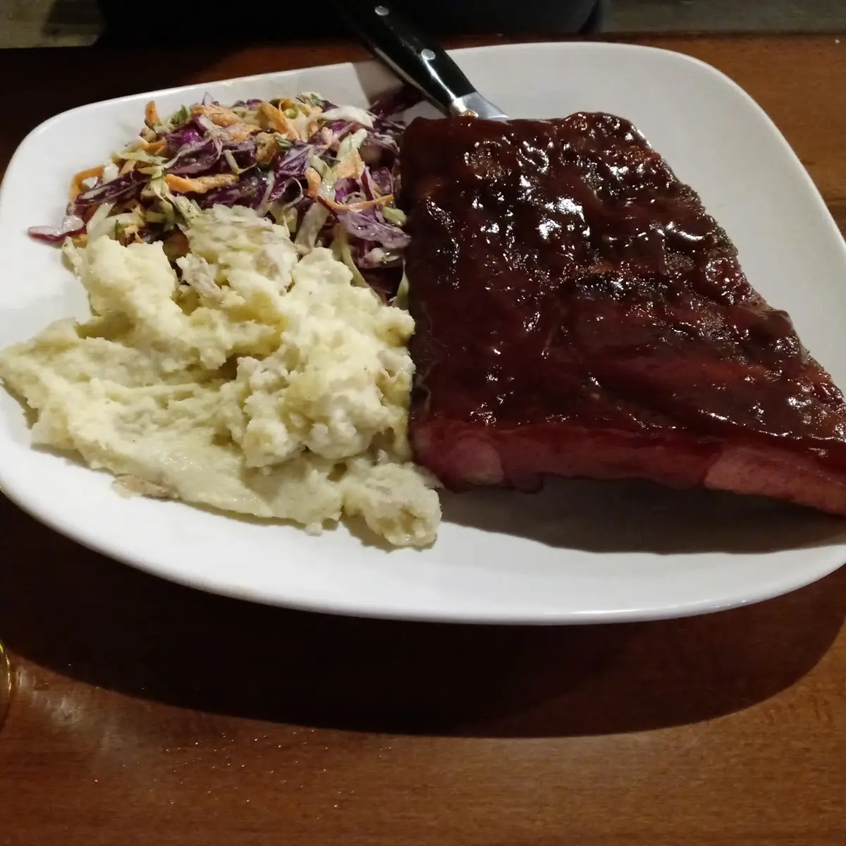 BBQ Ribs with Mashed Potatoes and Coleslaw