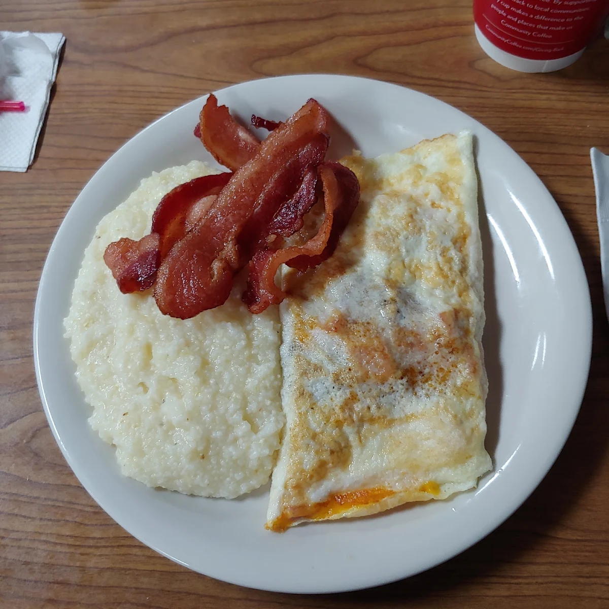 Egg White Omelet with Grits N Bacon