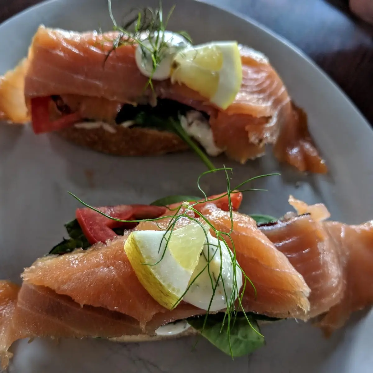 Smoked Salmon blt