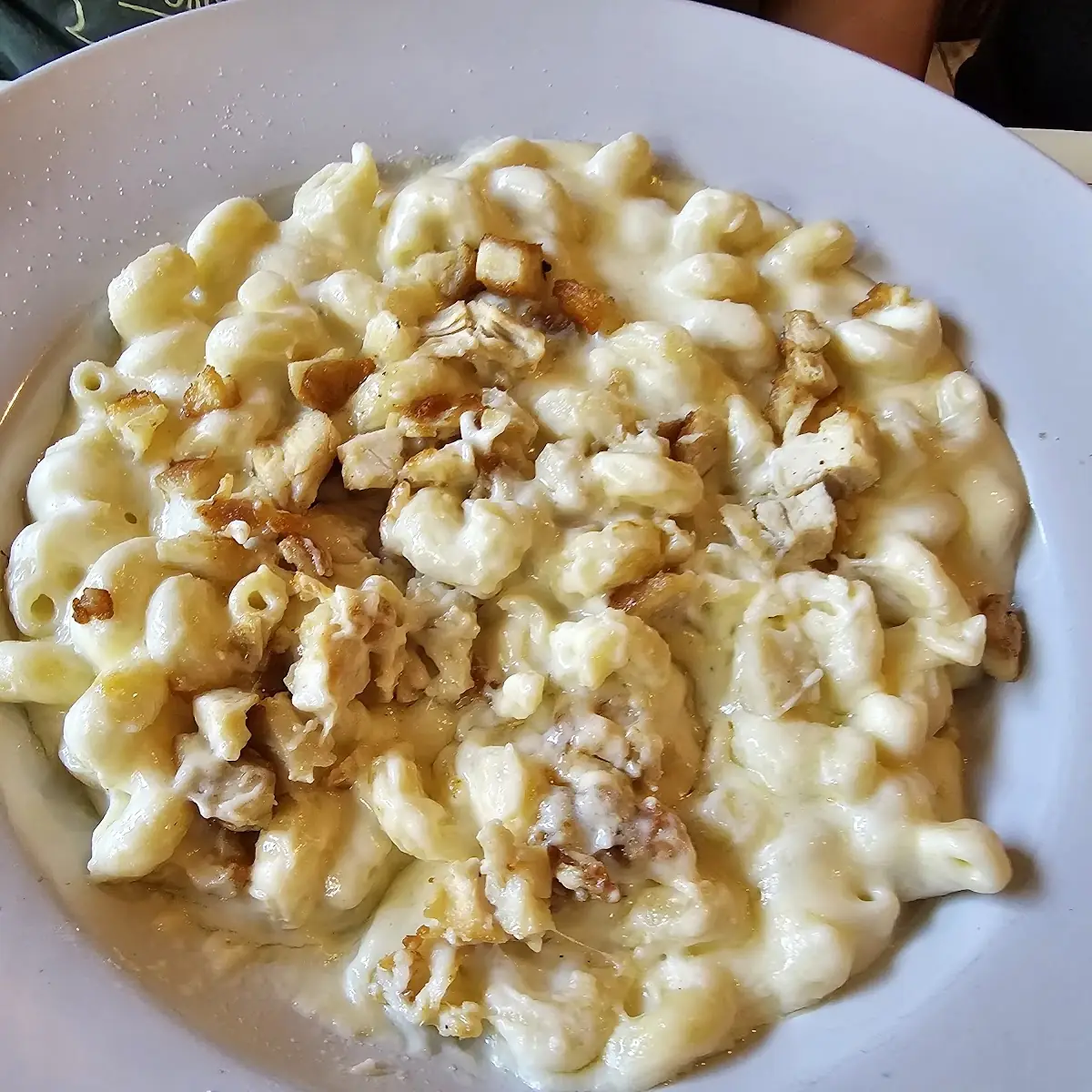 House Made White Cheddar Mac N Cheese