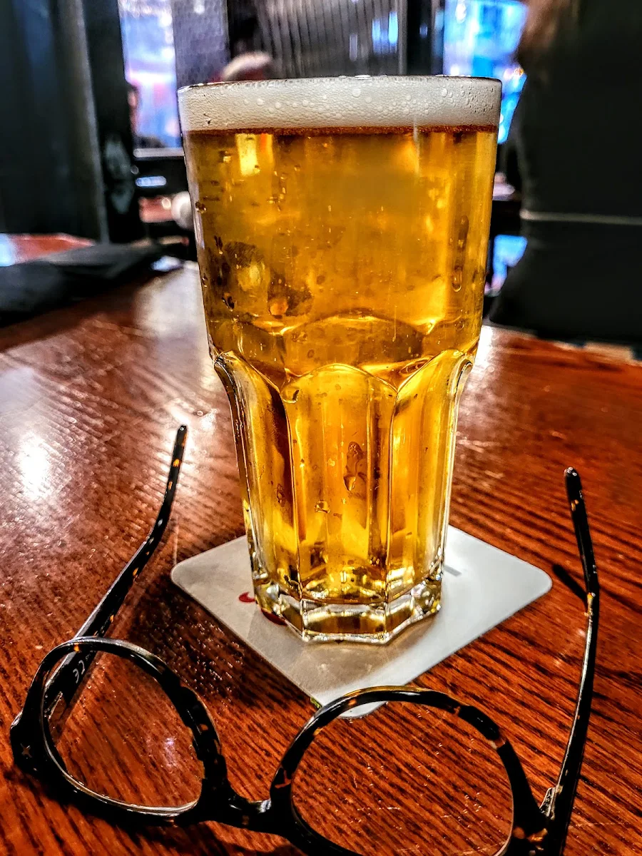 Happy Hour Lager 4