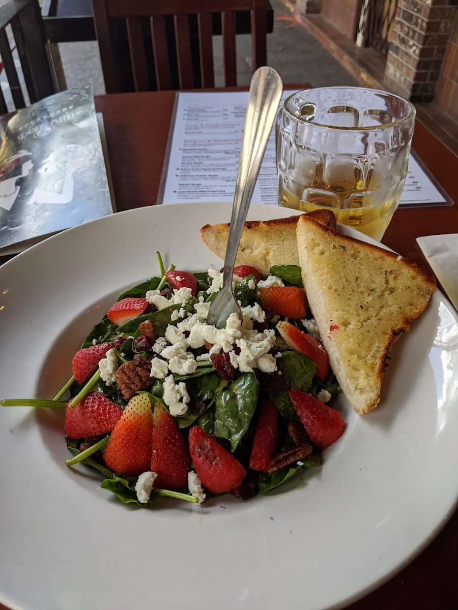 Speakeasy House Salad