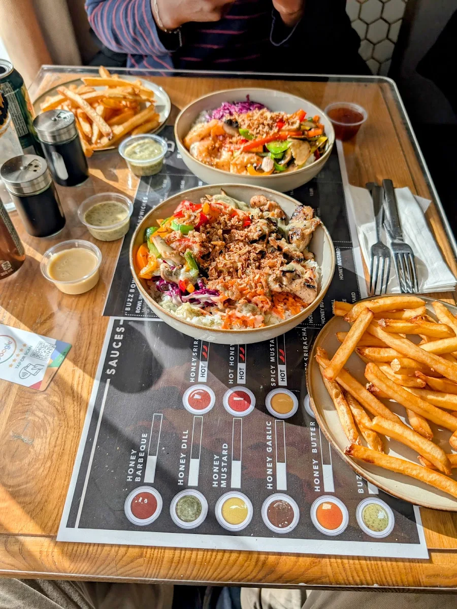 Highlights, Buzz Bites