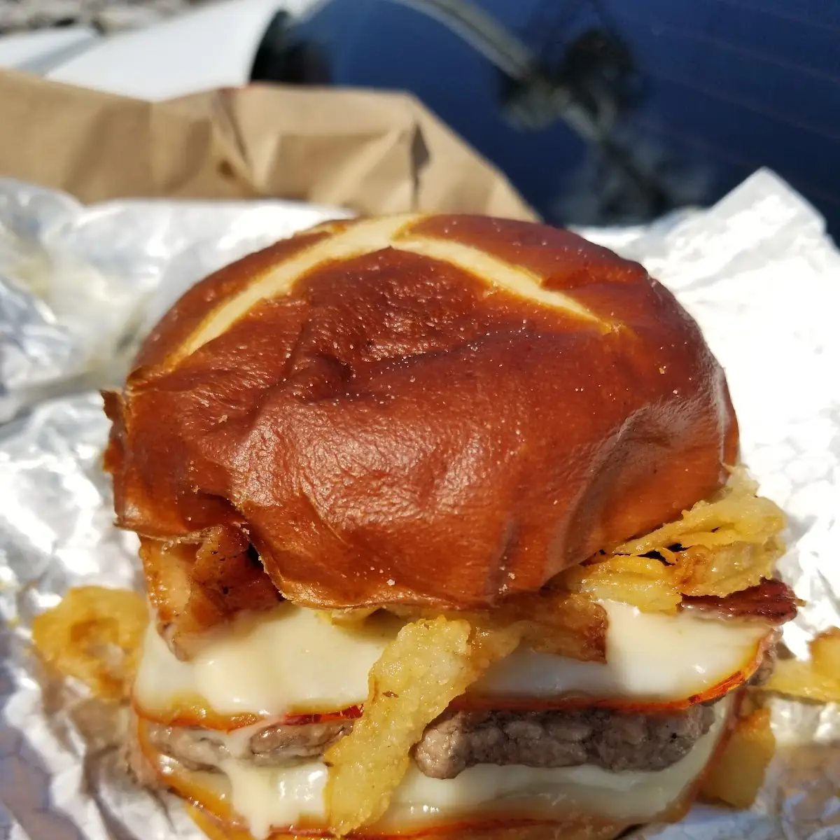Pretzel Pub Burger