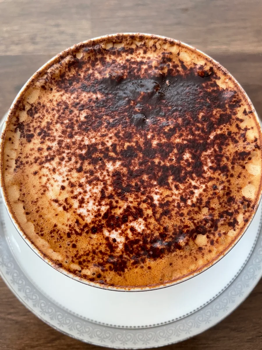 Highlights, Delvin Café