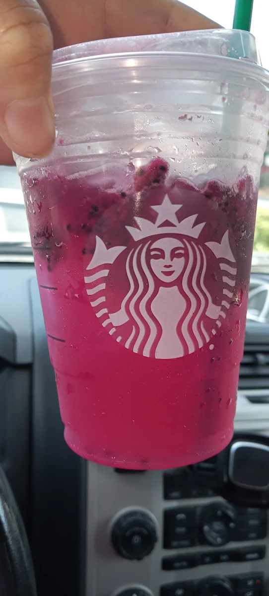 Mango Dragonfruit Refresher