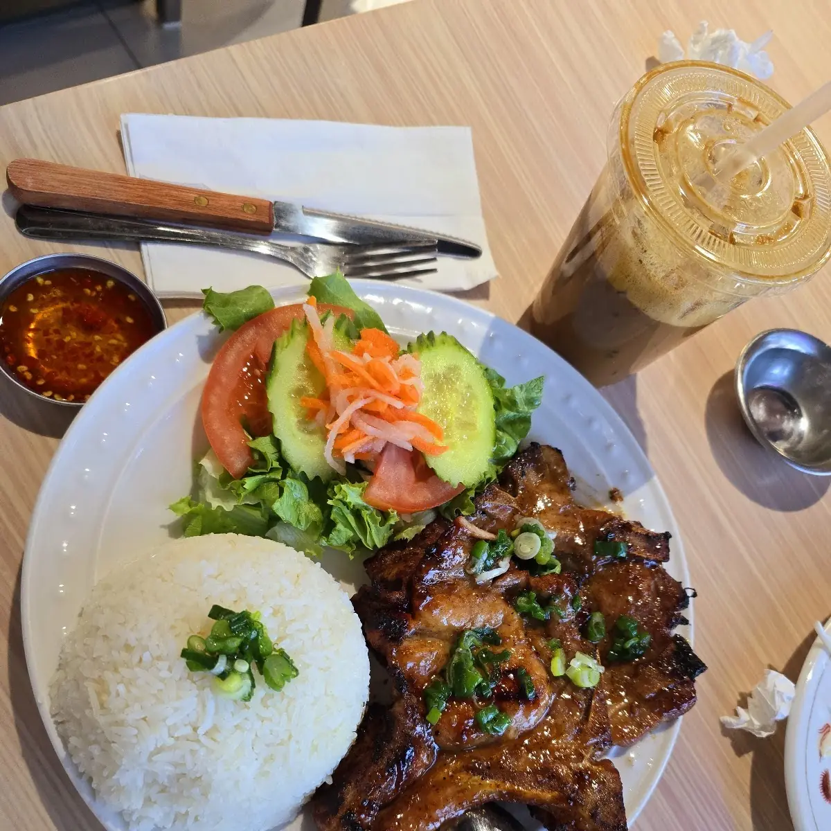 Grilled Pork Chop with Rice - Com Suon Nuong