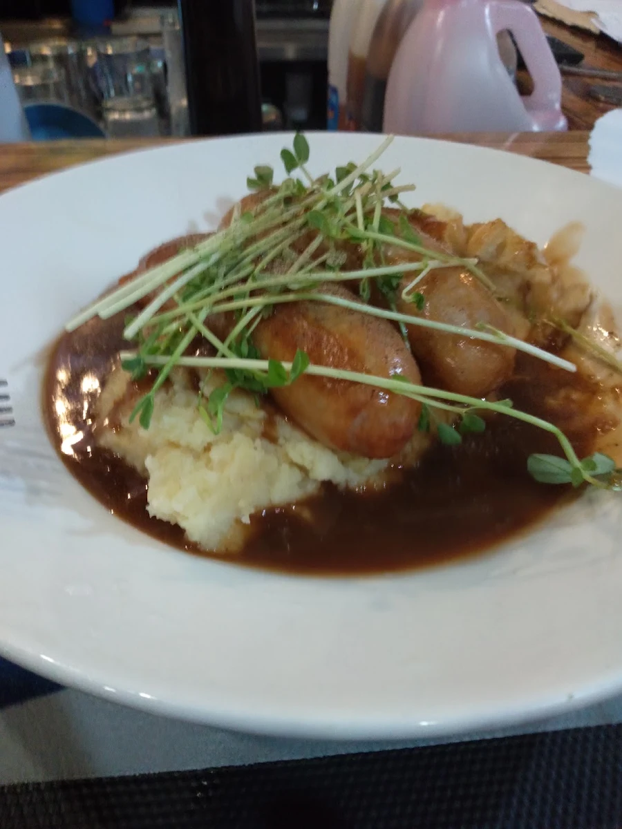 Bangers and Mash, Kitty O’Sheas