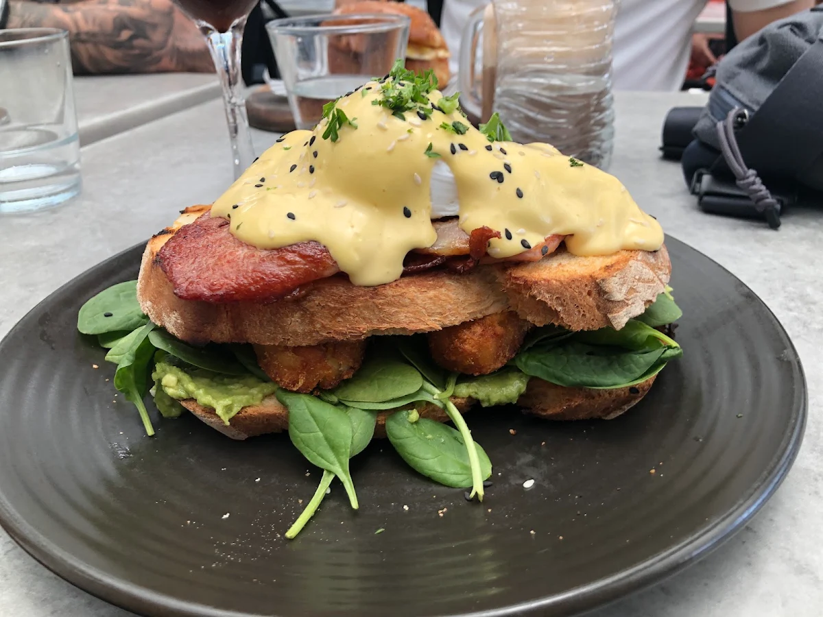 Croissant Benedict, Kitty O’Sheas
