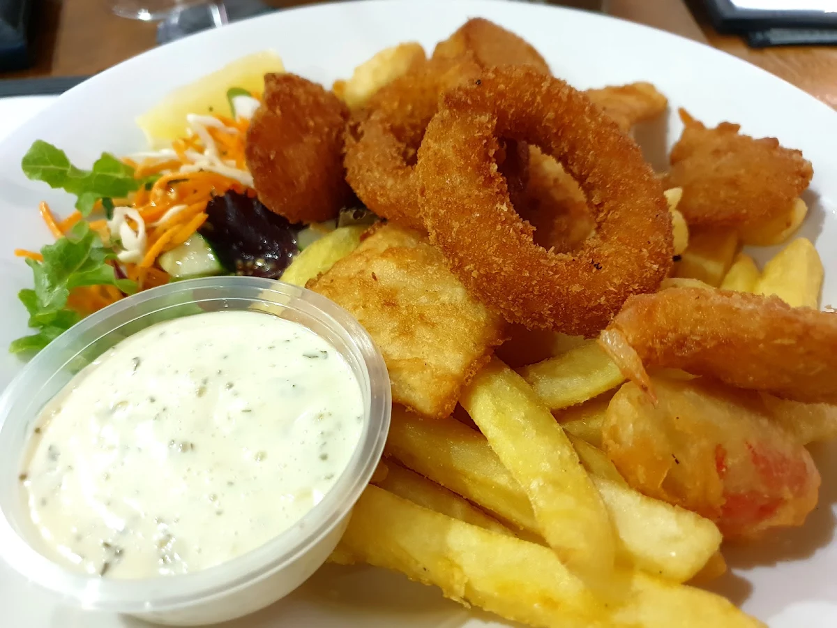 Seafood Basket, Kitty O’Sheas