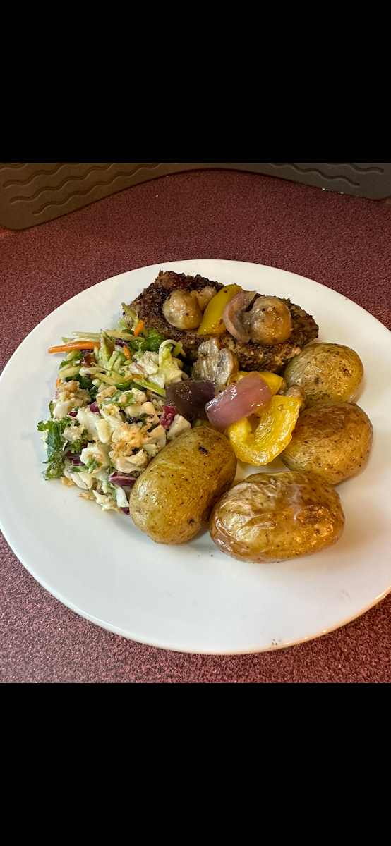 Highlights, Barnyard Grill Food Truck