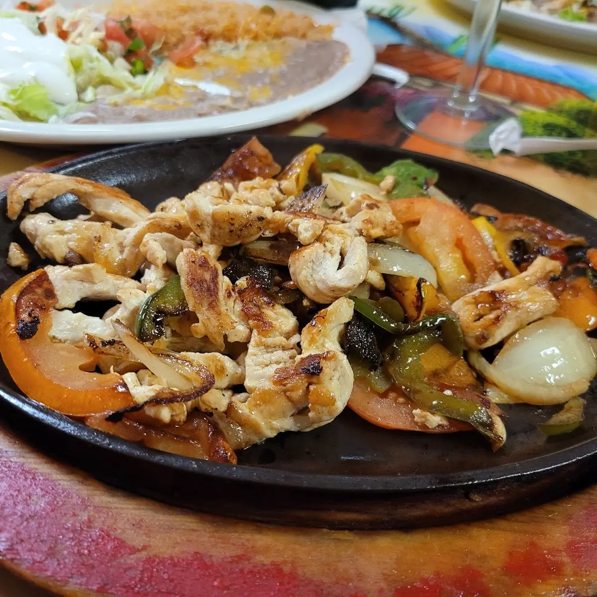 Chicken Fajitas Taco Salad