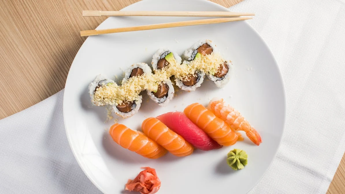 Highlights, Mac’s Sushi
