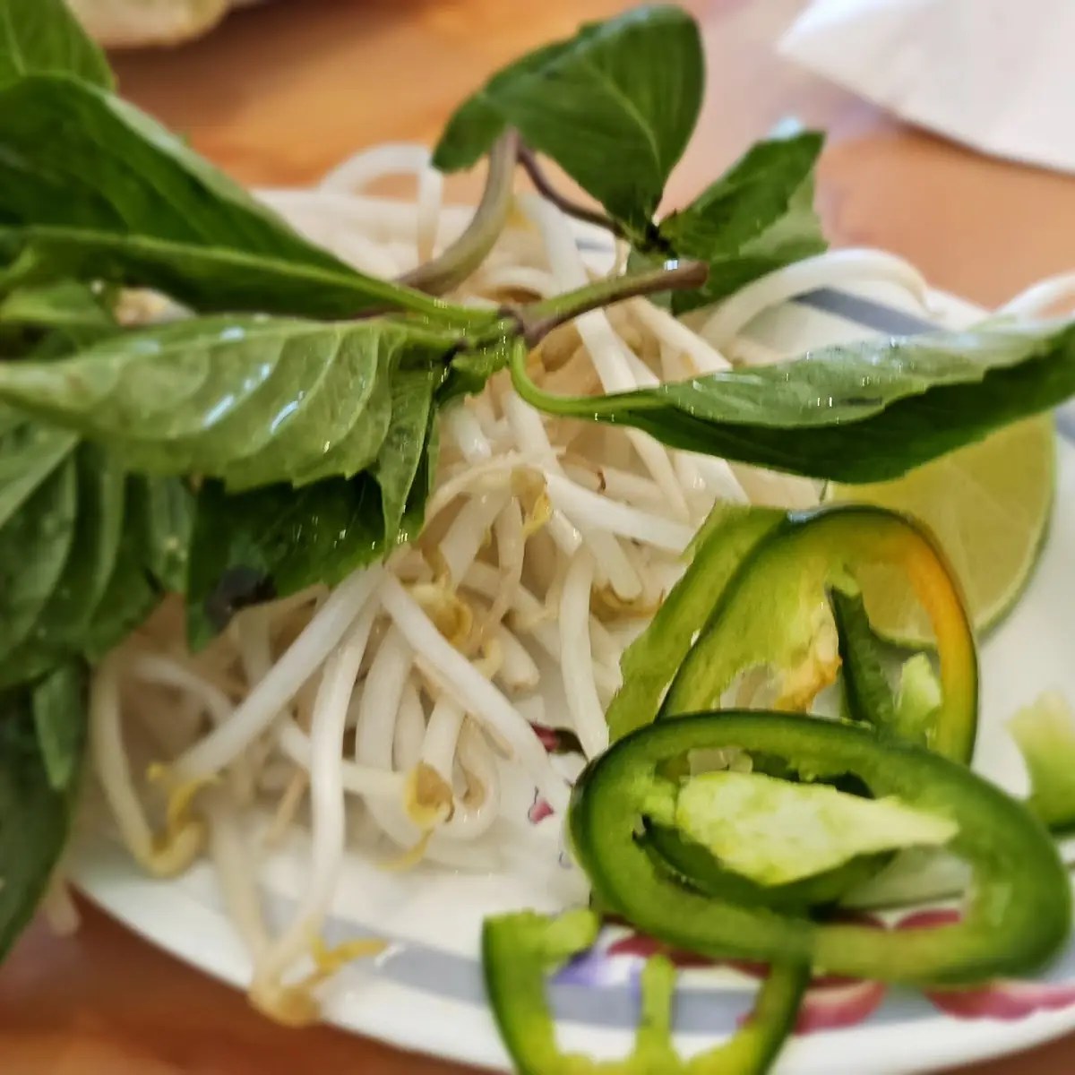 D3. Stir-Fried Vietnamese Noodles / Phở Xào