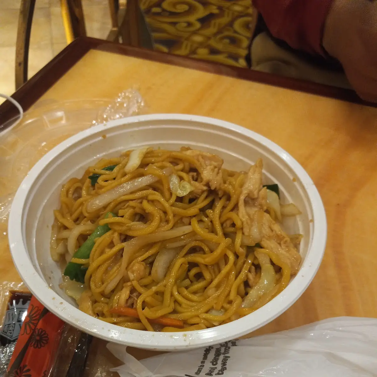 Chicken Lo Mein Noodles