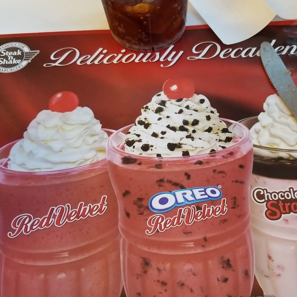 Oreo Red Velvet Milkshake