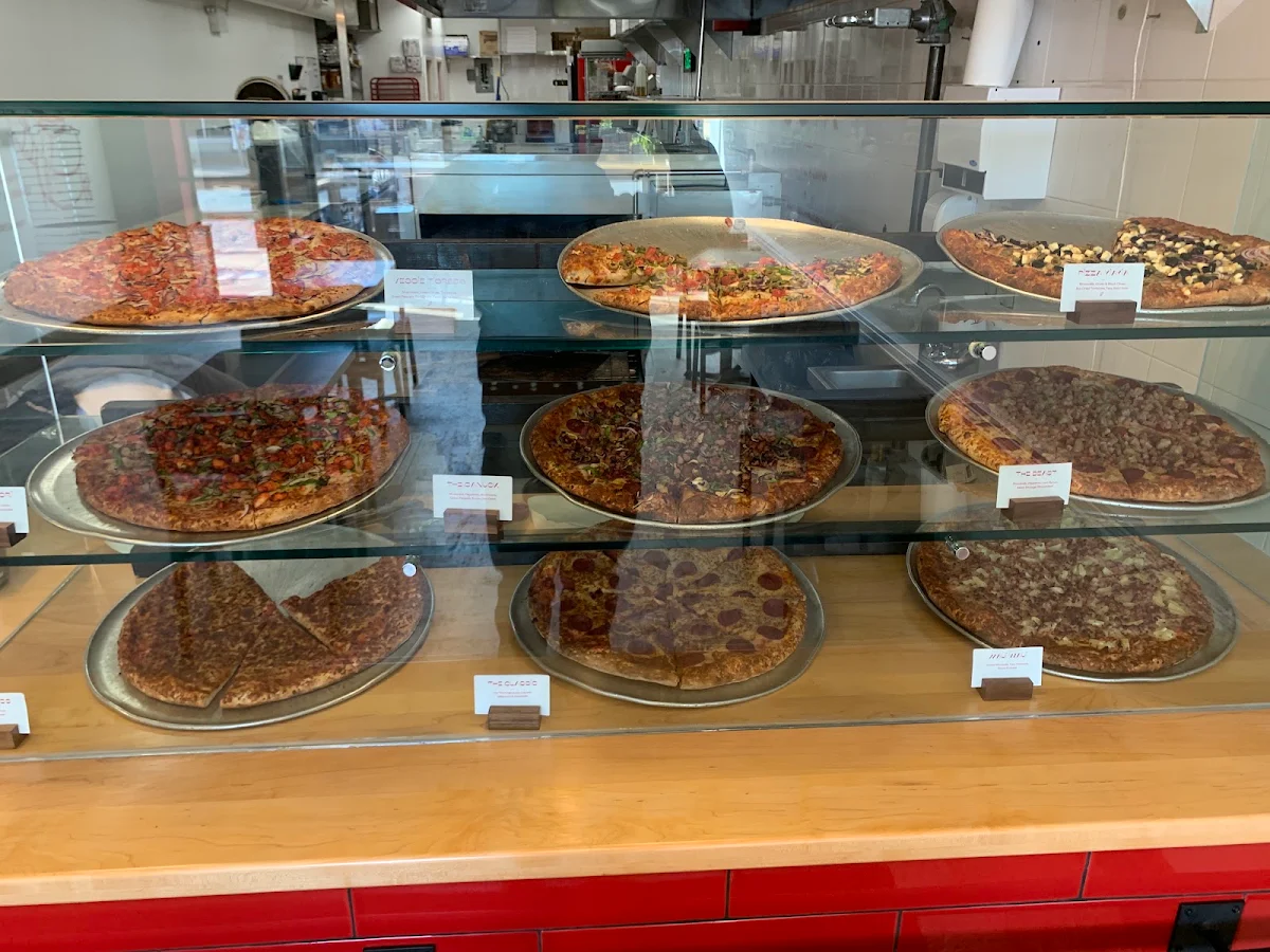 Small, 10'', 6 Slices