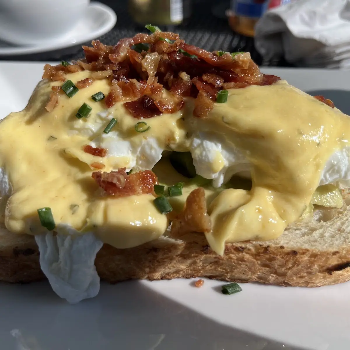 Eggs Benedict