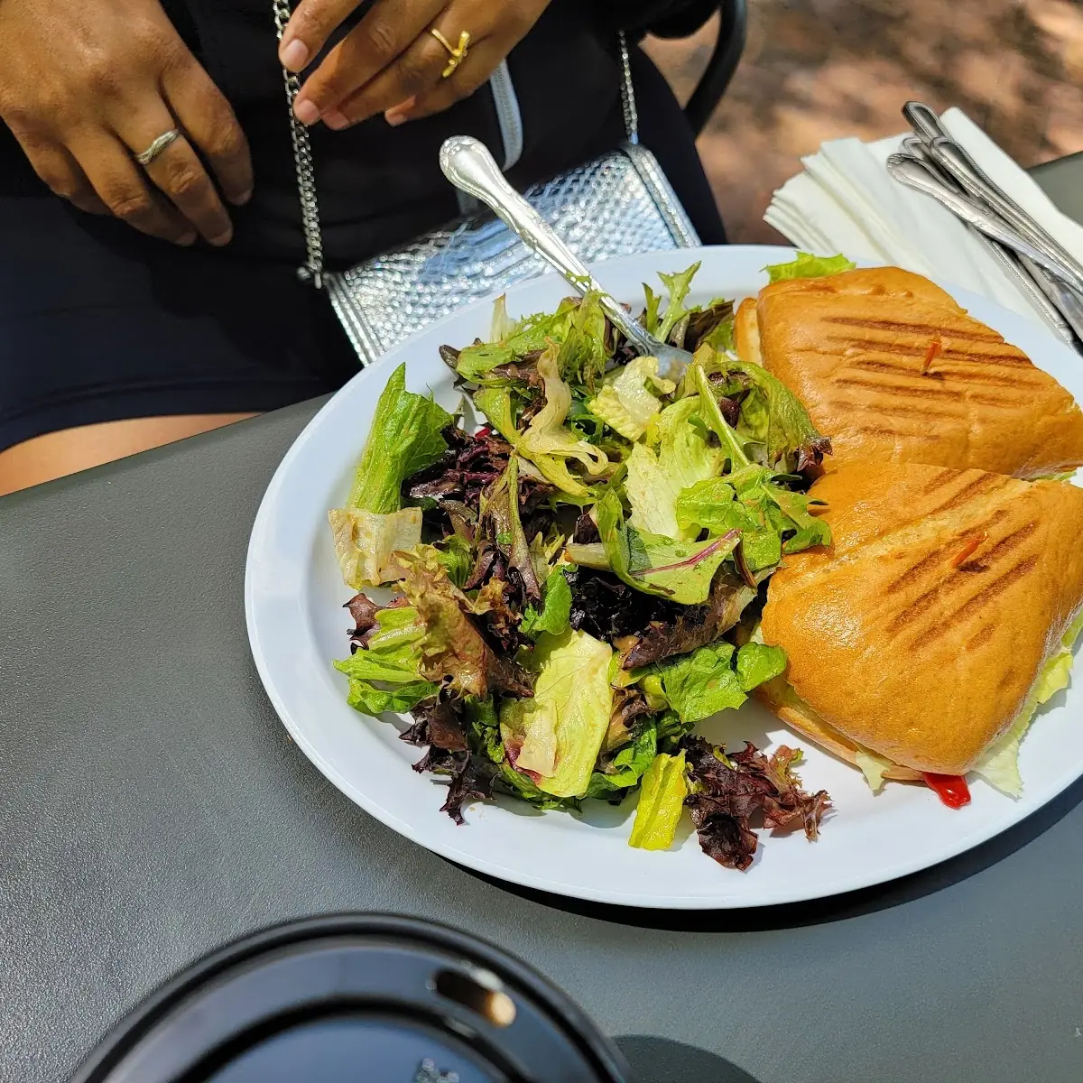 1 2 Sandwich & 1 2 Salad