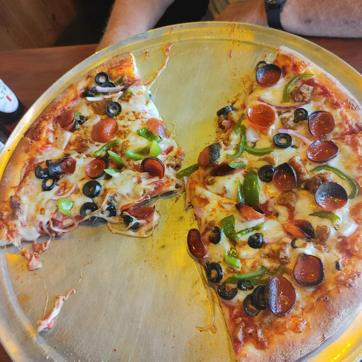 Large Pizza Supreme Pizza