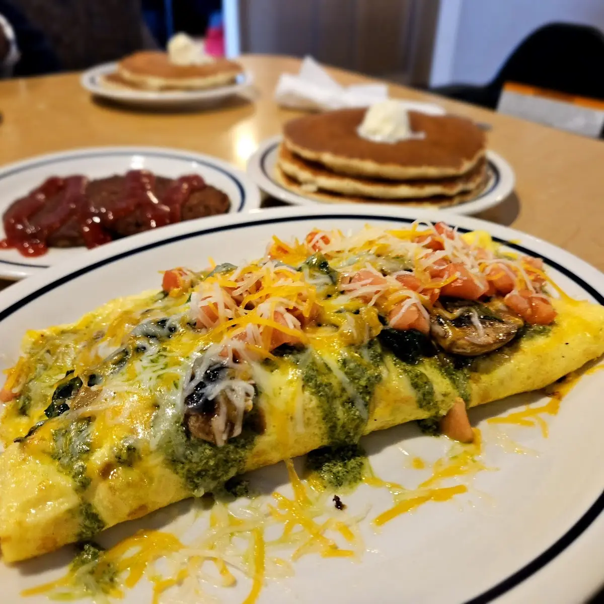 Spinach Cheese Omelet with Pesto Sauce and Pancake