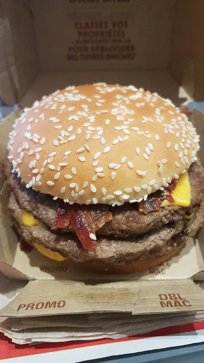 Doubles Quart de Livre Au Fromages, McDonald's