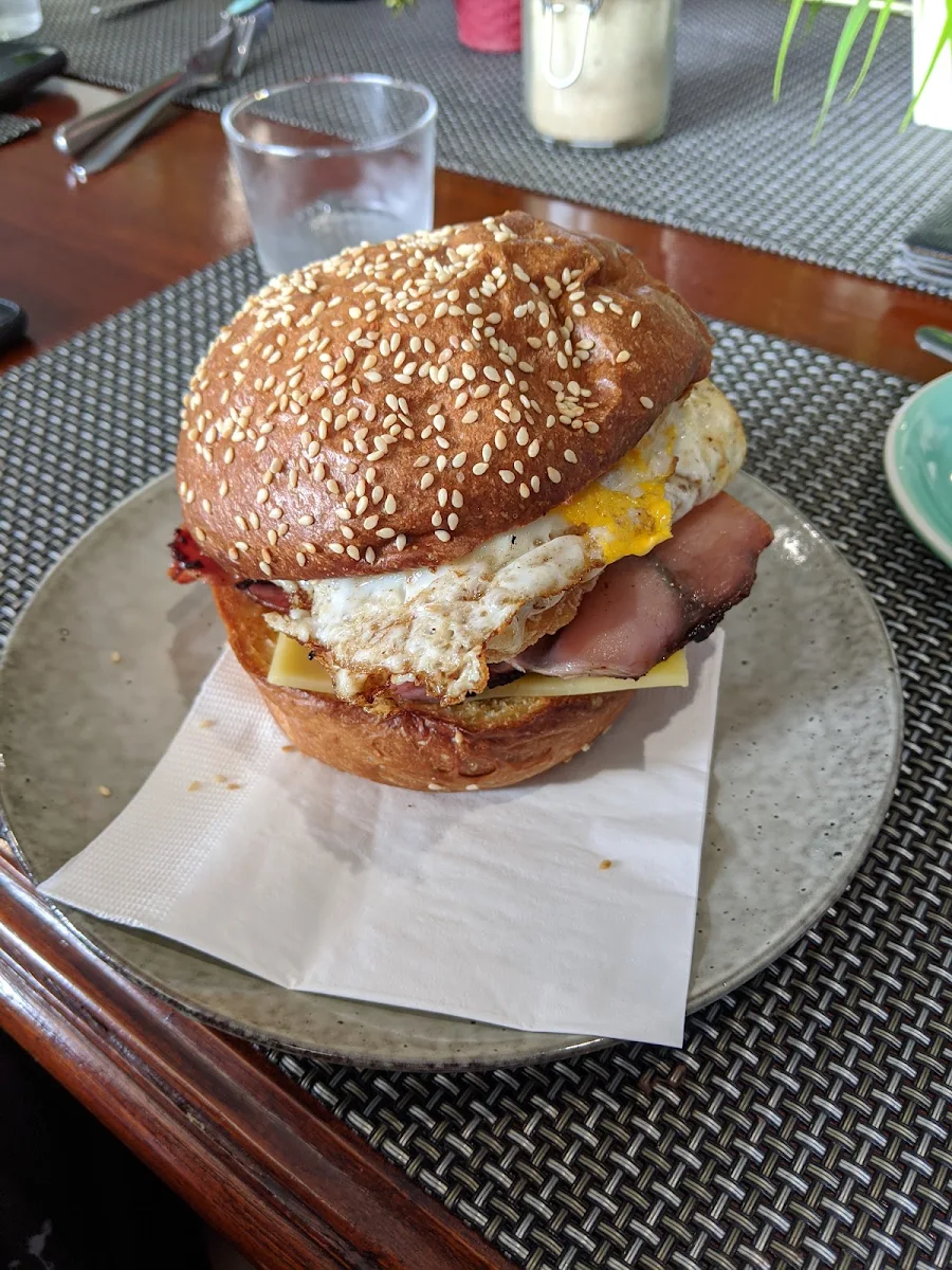 Becky Burger, Riverview Cafe on Camden