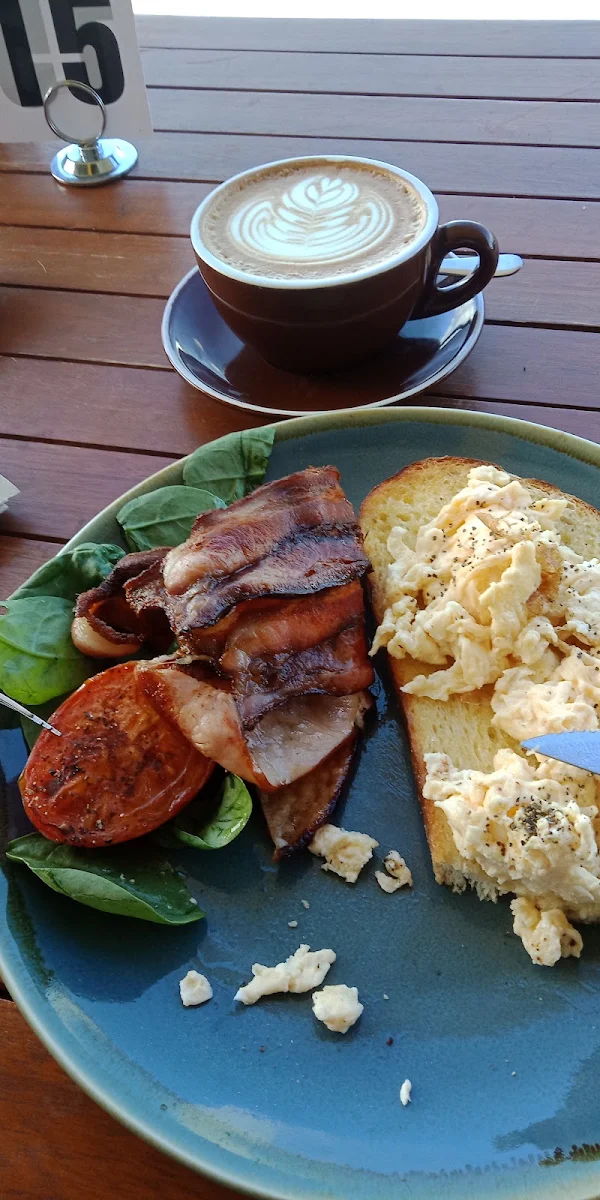 Scrambled Eggs on Souradough with Crispy Bacon, Riverview Cafe on Camden
