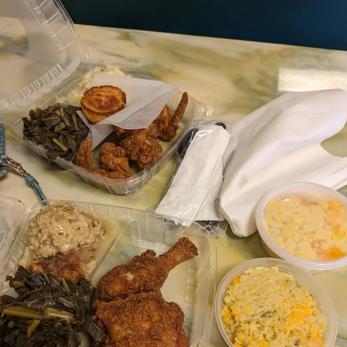 Fried Chicken Wings String Beans Mashed Potatoes and Gravy and Corn Bread