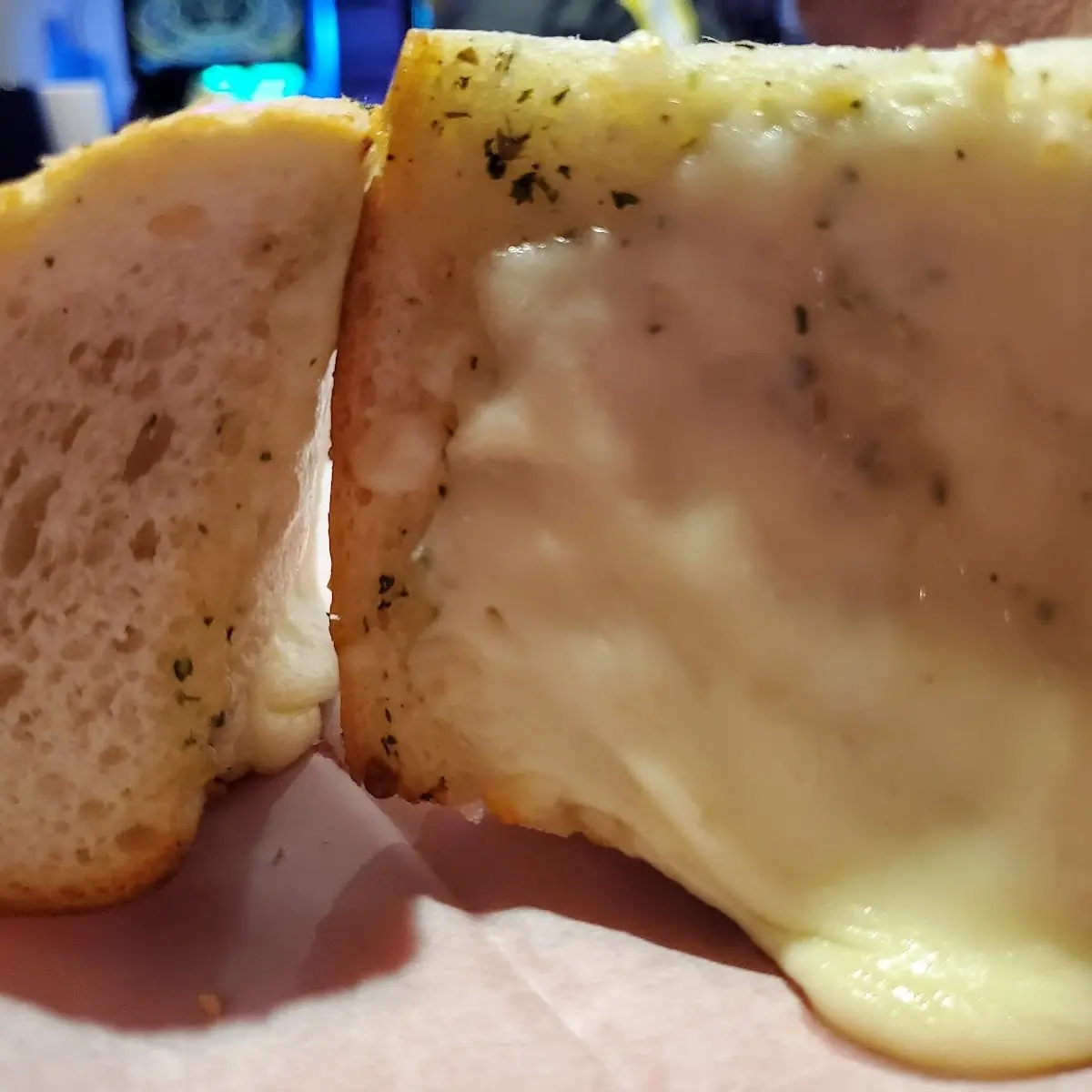 Garlic Cheese Bread
