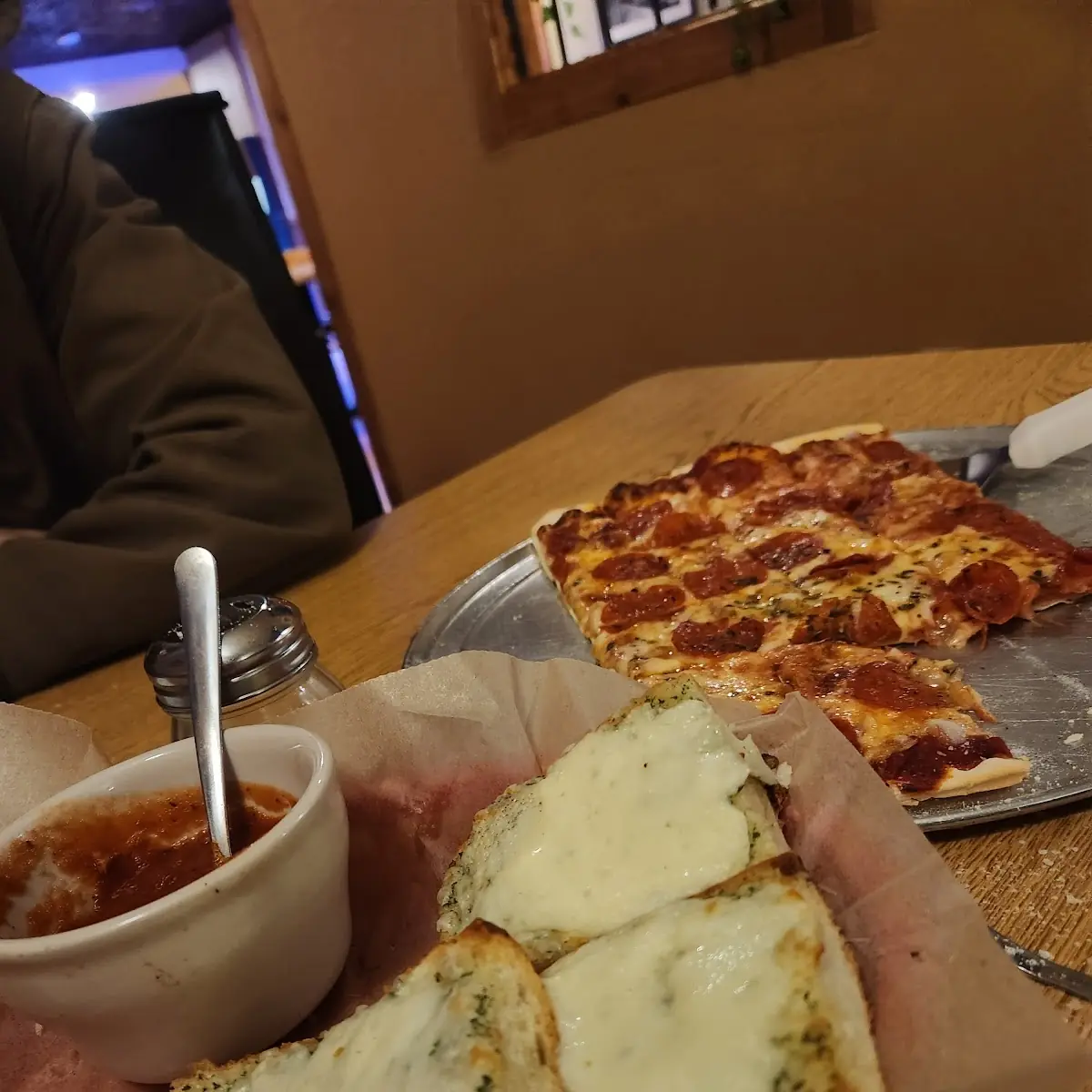 Pepperoni Pizza with Cheesy Garlic Bread