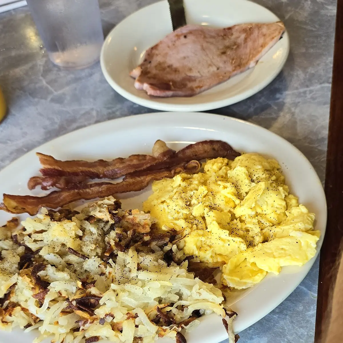 Scrambled Eggs Hashbrowns Bacon