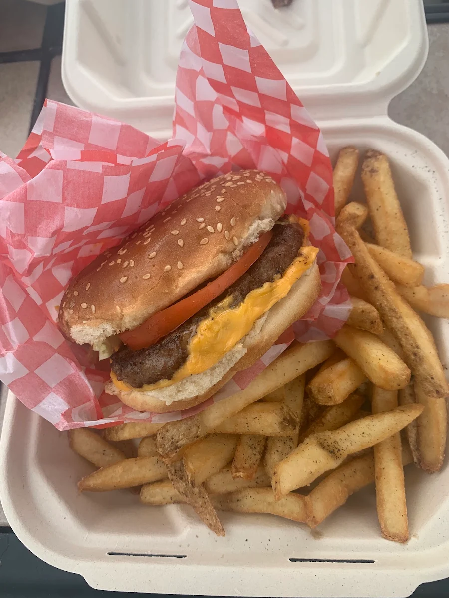 Highlights, Scott's Pizza Burger
