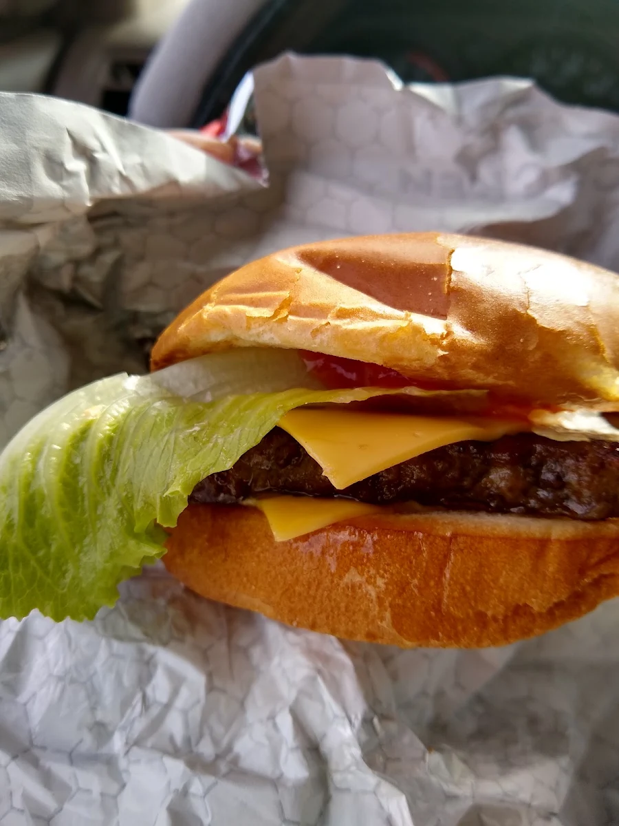 Jr Cheeseburger Deluxe