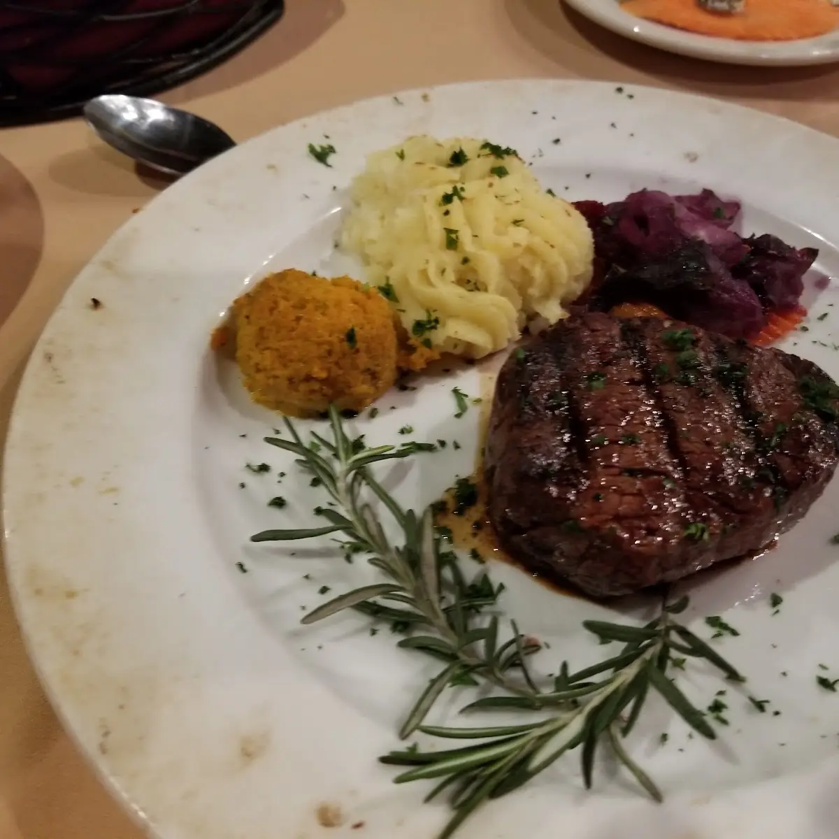 Le Filet Mignon