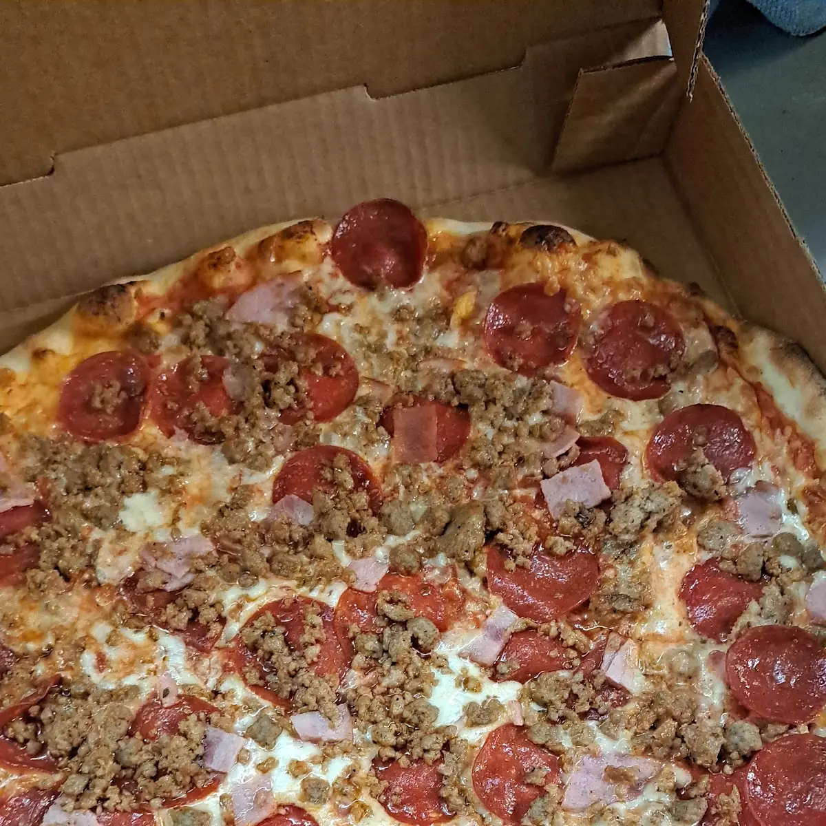 16" Bacon Cheddar Pizza