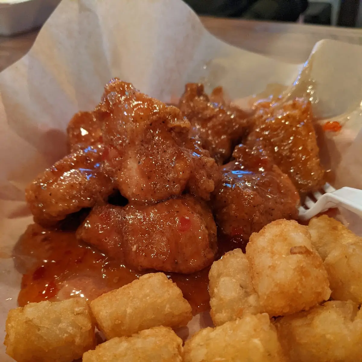 Boneless Wings and Tots