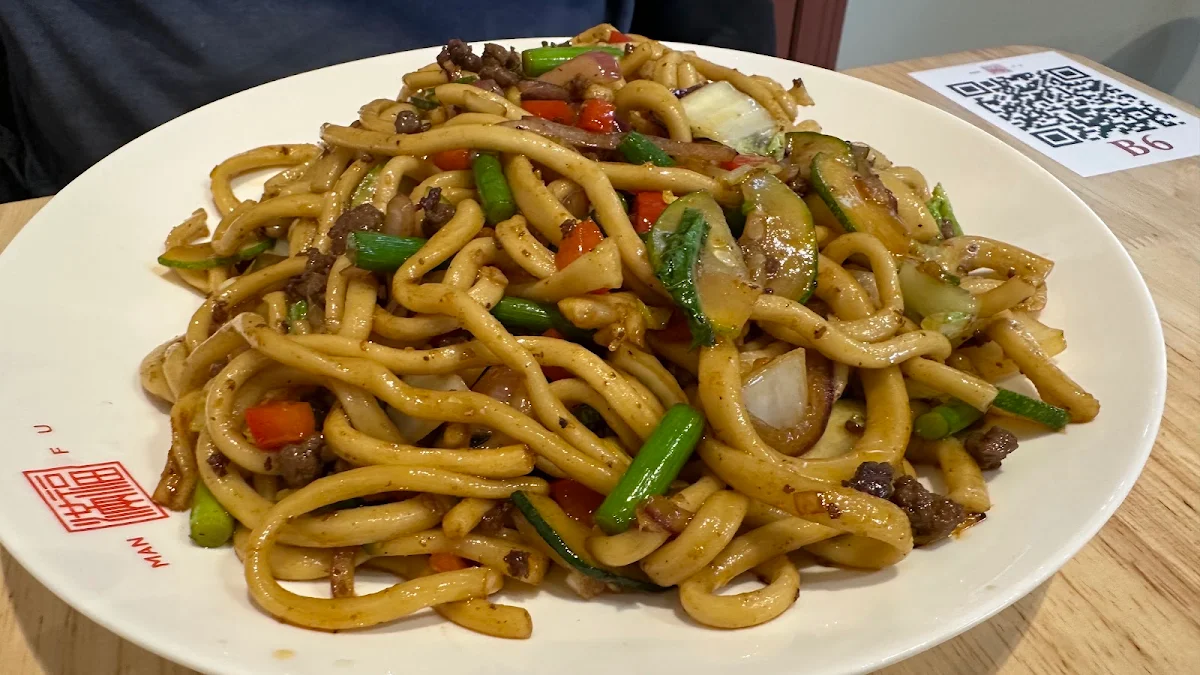 Stir Fried Beef Noodles