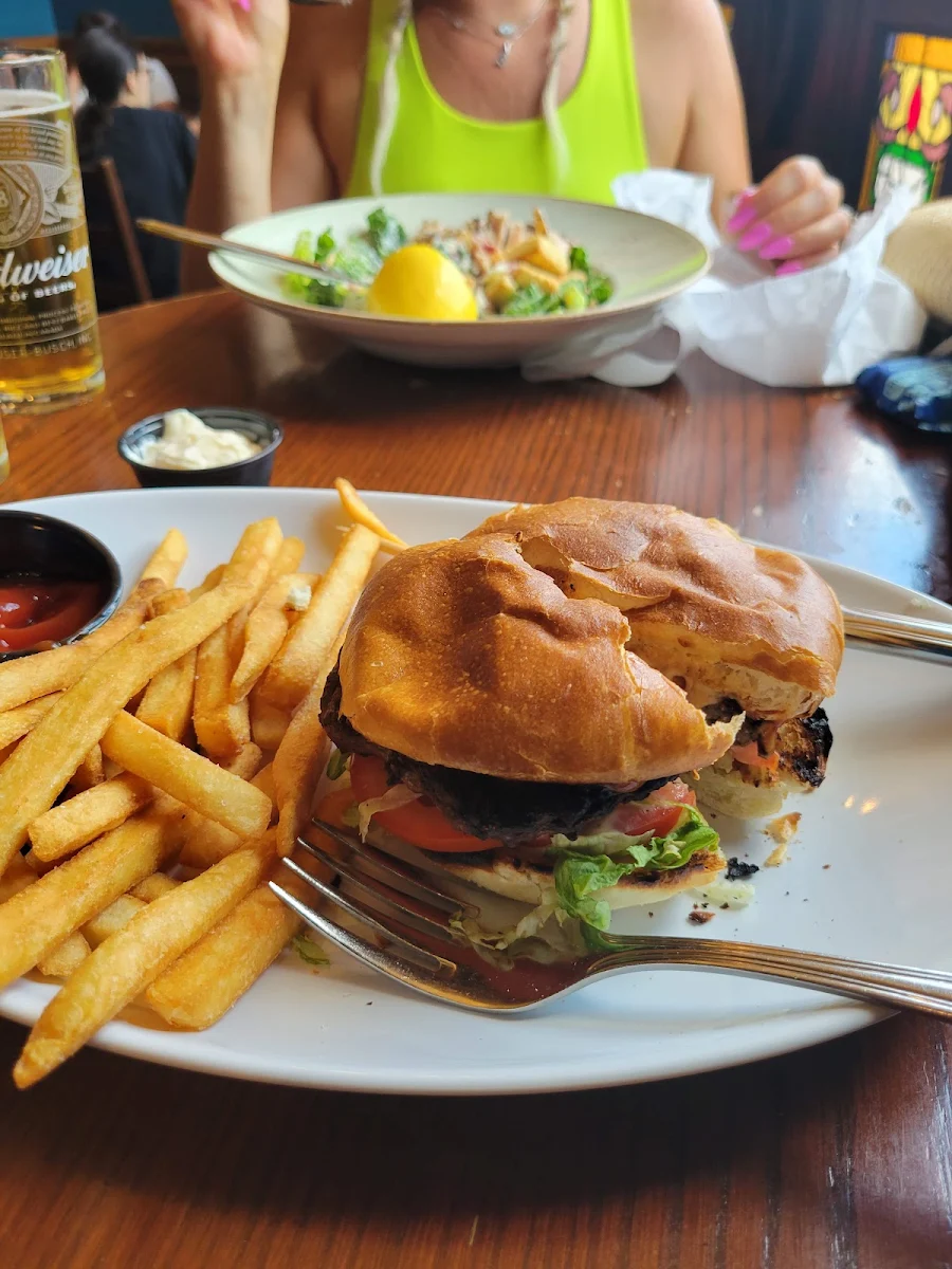 Frozen Burger, D'Arcy McGee's