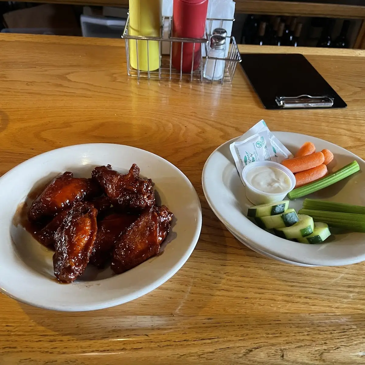 Chicken Wings and Vegetable
