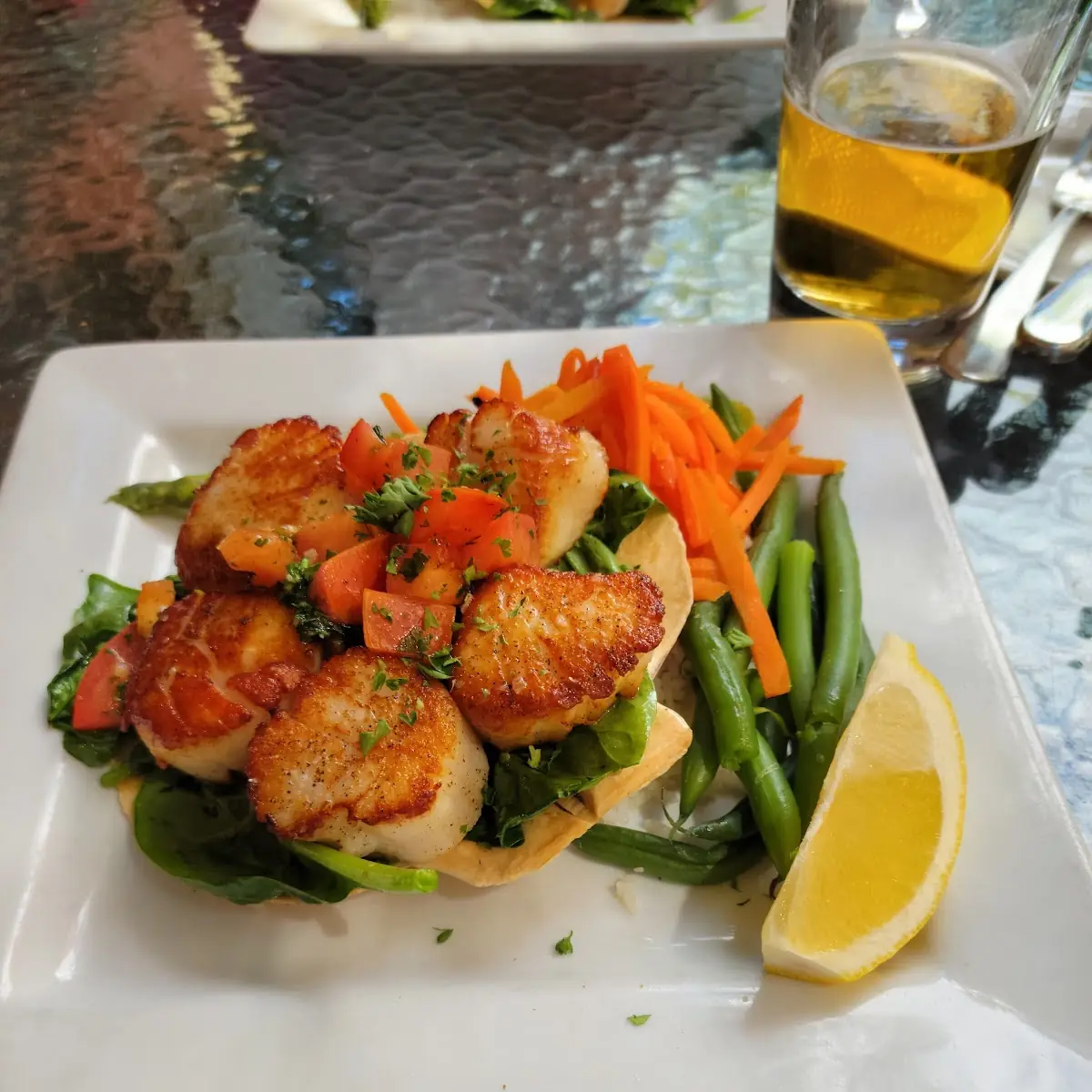 Sea Scallops Provençale with Spinach