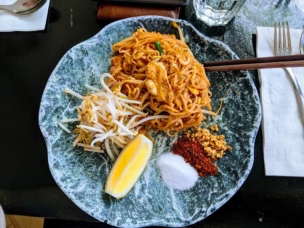 Crab Pad Thai