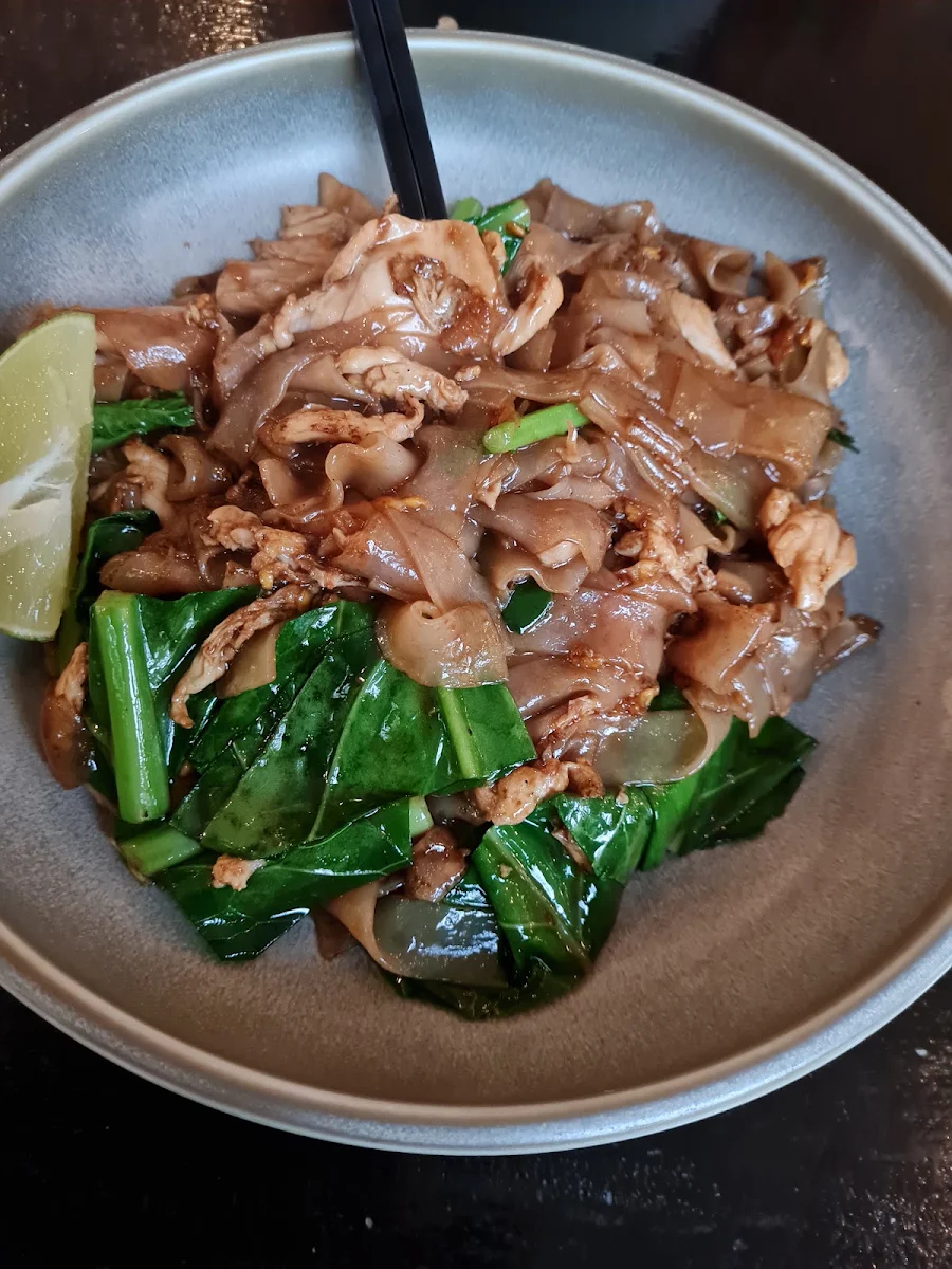 Pad See EW