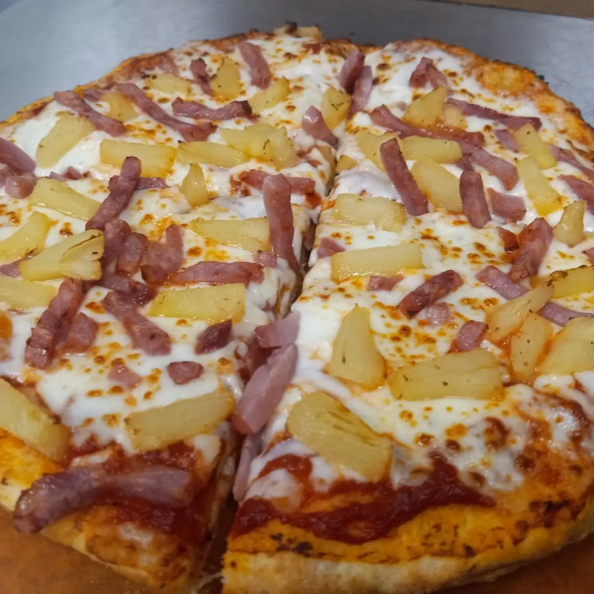 Hawaiian Pizza