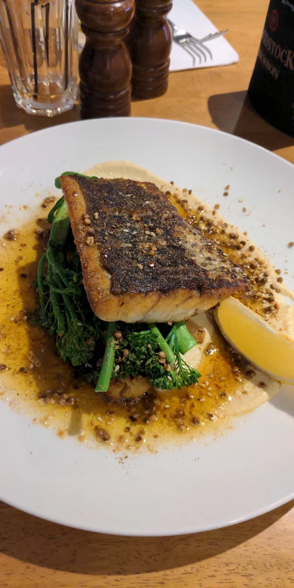 Barramundi, Hotel Elermore