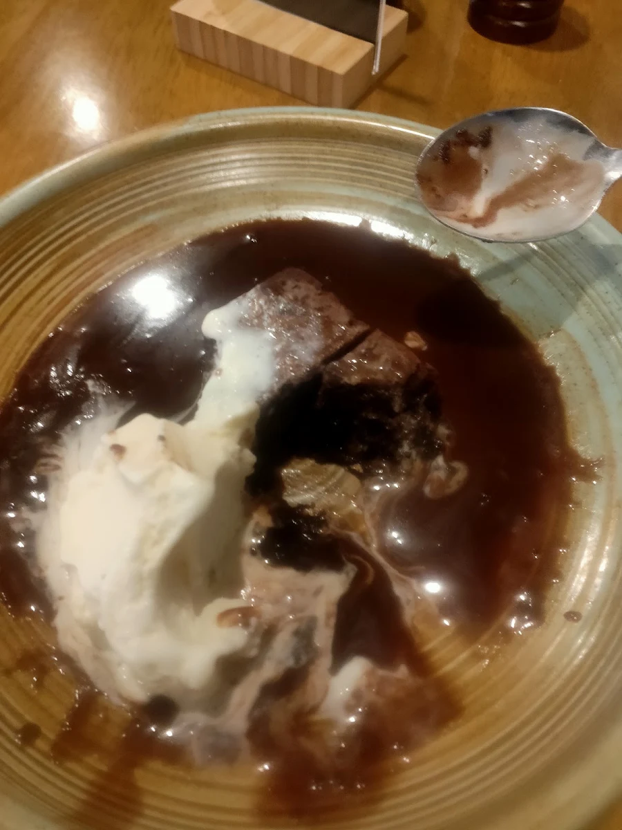Chocolate Brownie and Ice Cream, Hotel Elermore