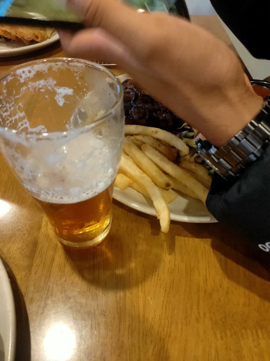Ribeye Steak and Chips, Hotel Elermore