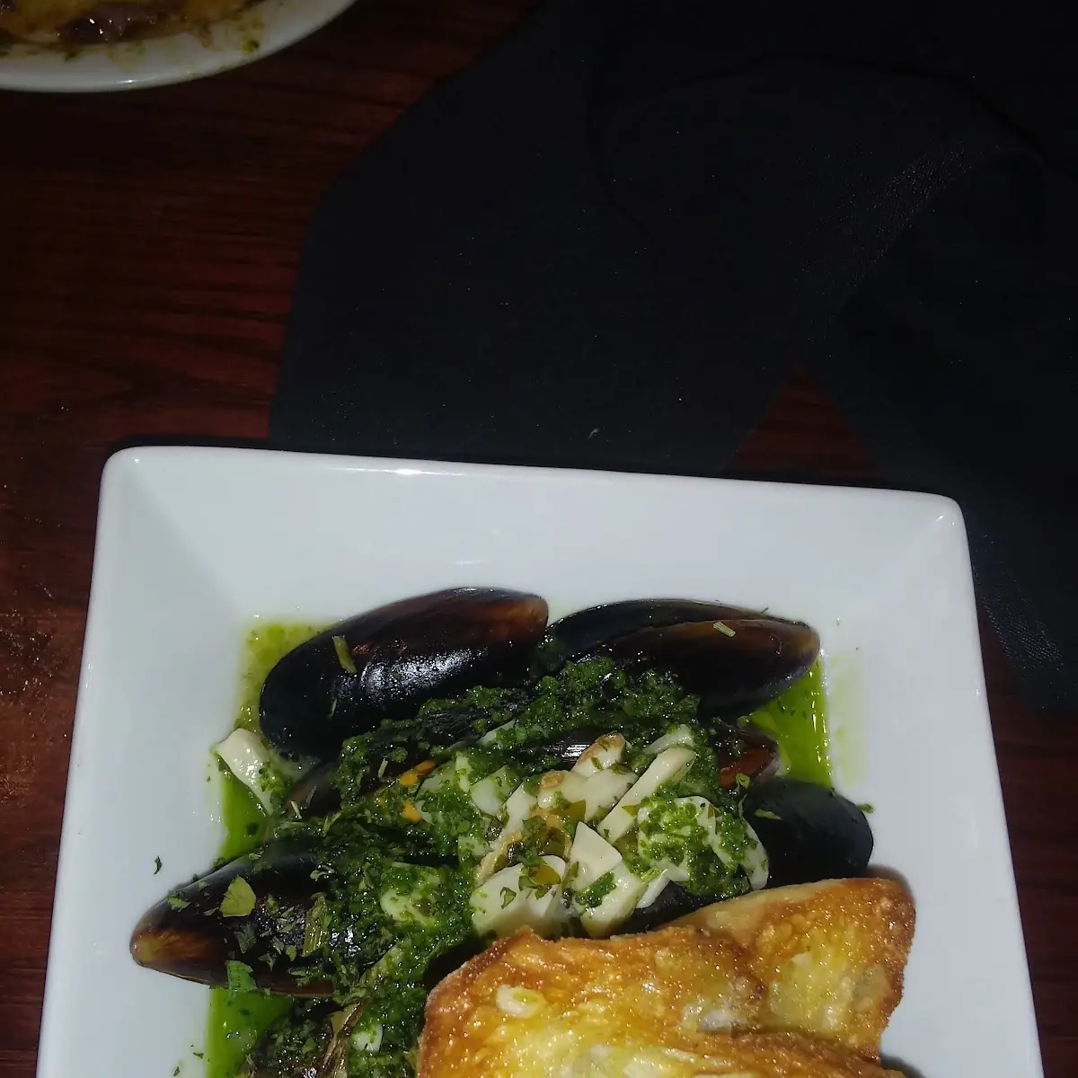 Mejillones En Salsa Verde