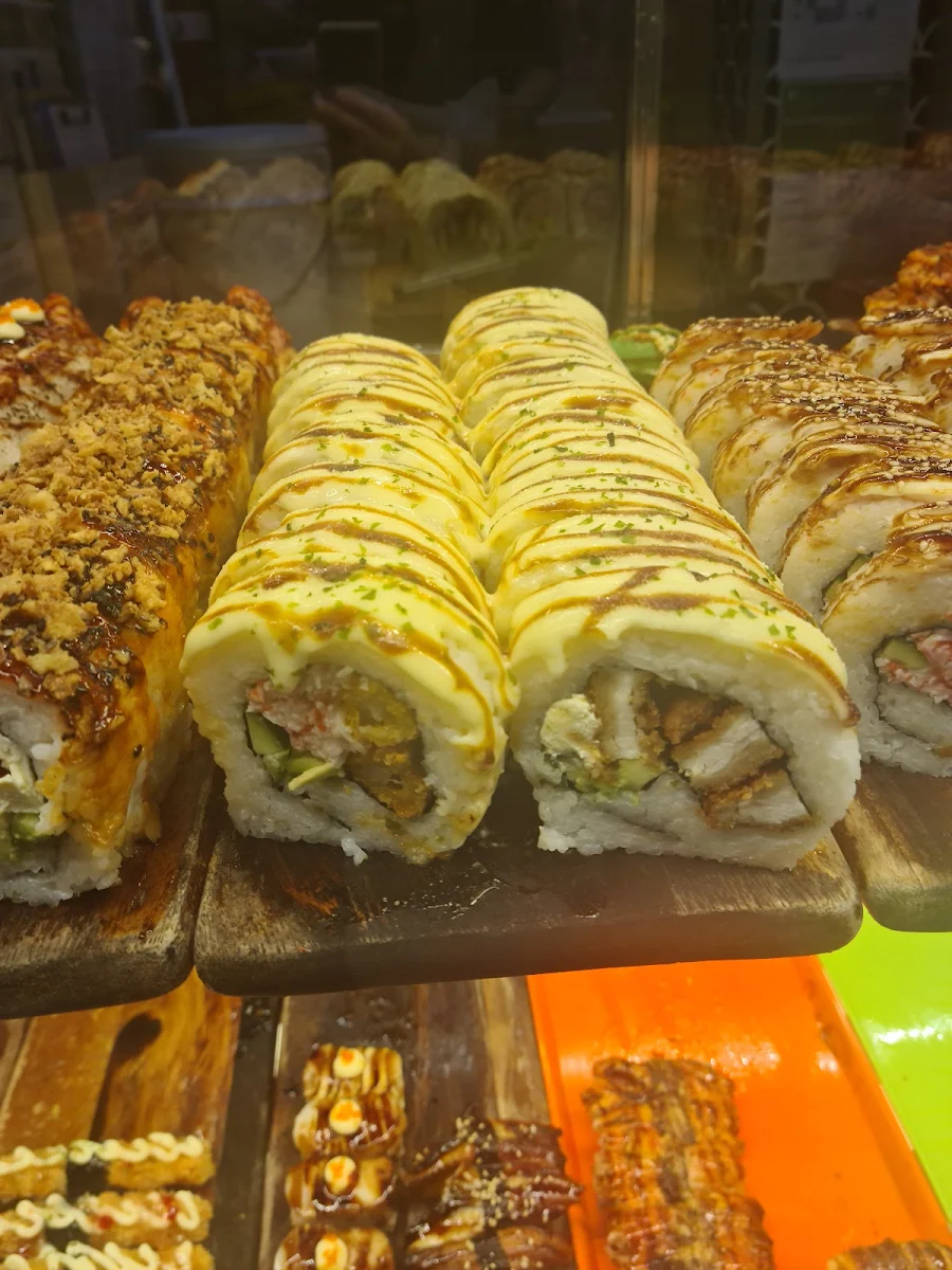 Highlights, Akira Sushi