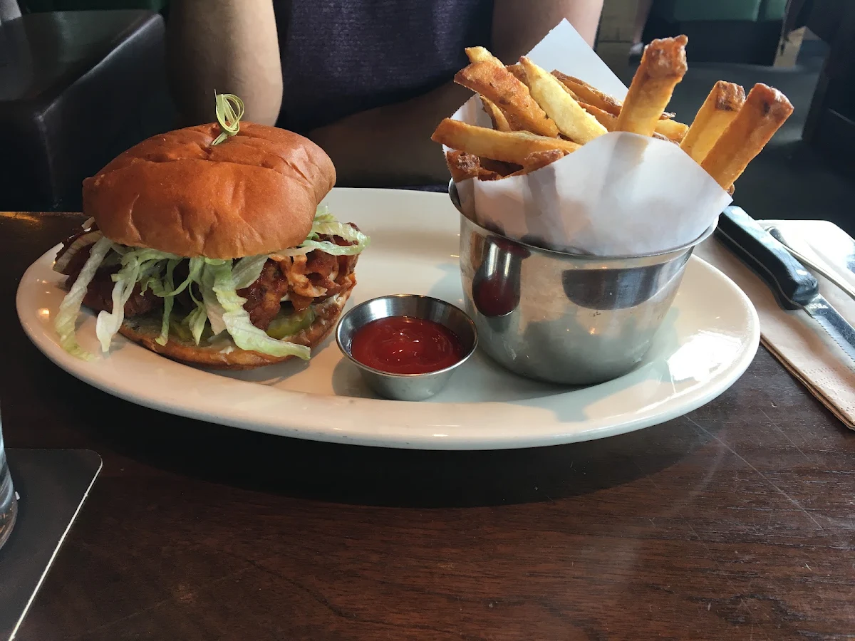 Traditional Pub Burger